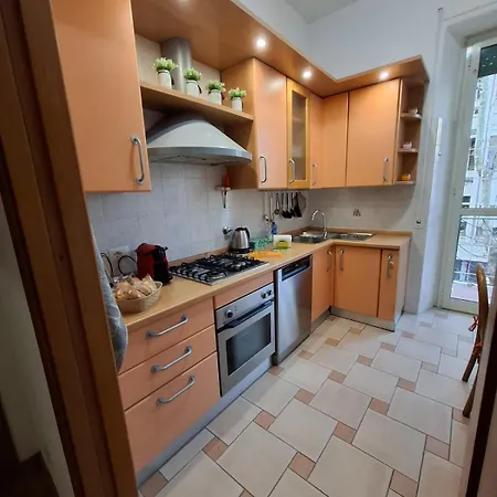 Apartment Casa Mare Roma *